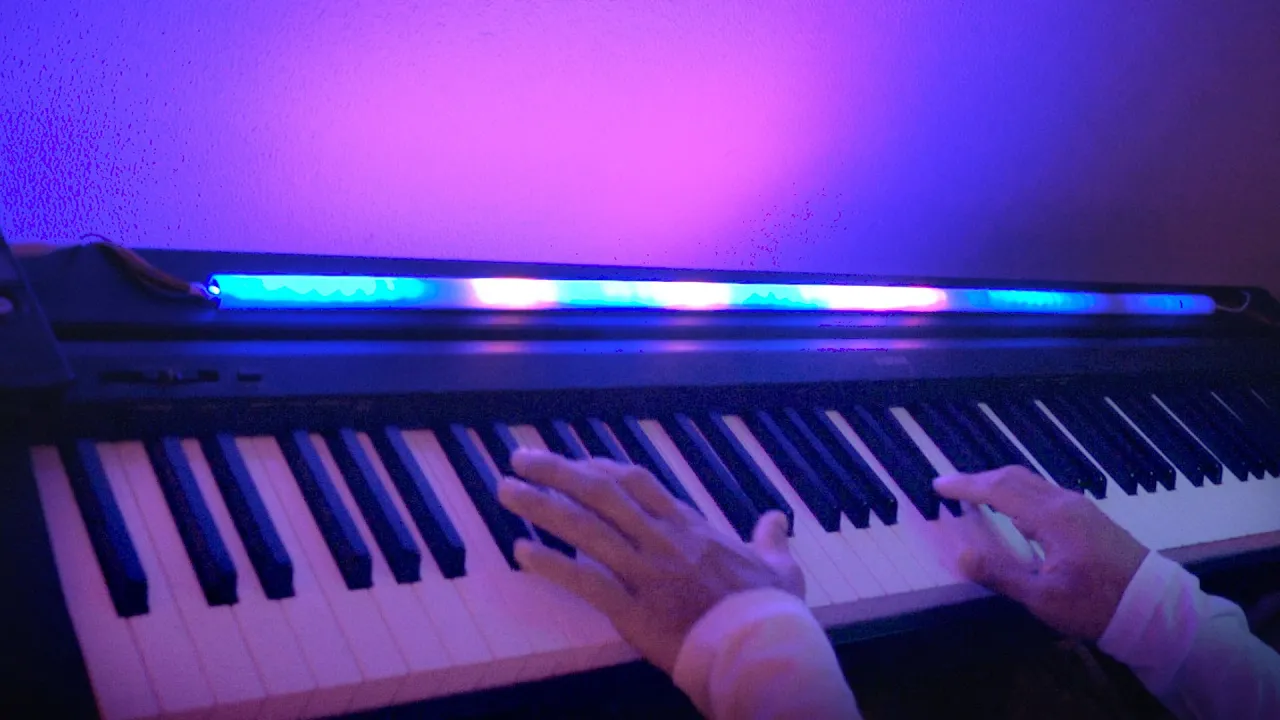 Piano + LED Strip